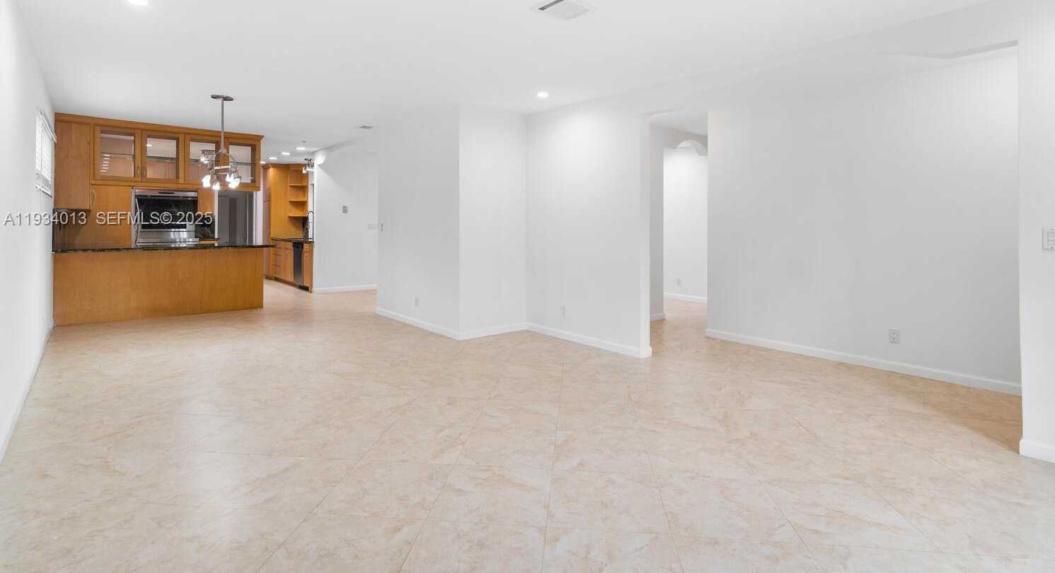 Small Image of 1047 BUCHANAN ST, Hollywood Number 8