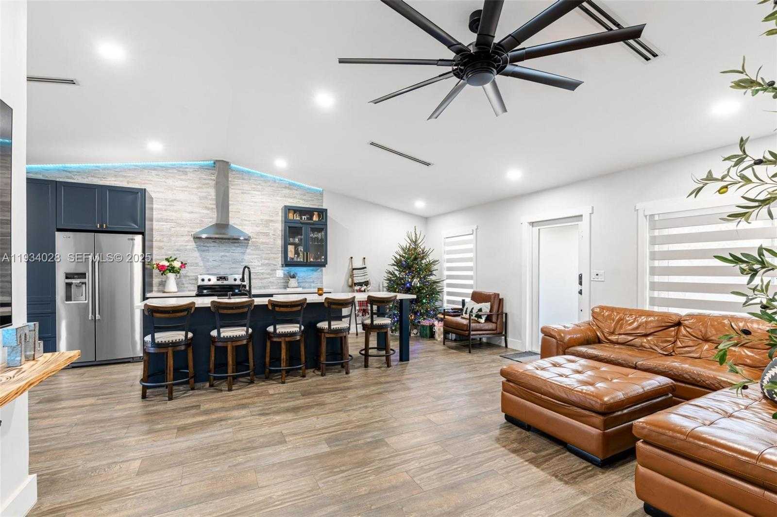 Small Image of 10955 SOUTH WEST 122ND PL #., Miami Number 11