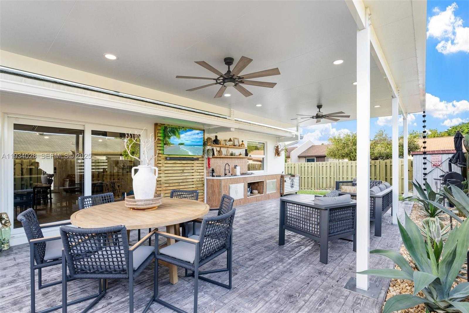 Small Image of 10955 SOUTH WEST 122ND PL #., Miami Number 26