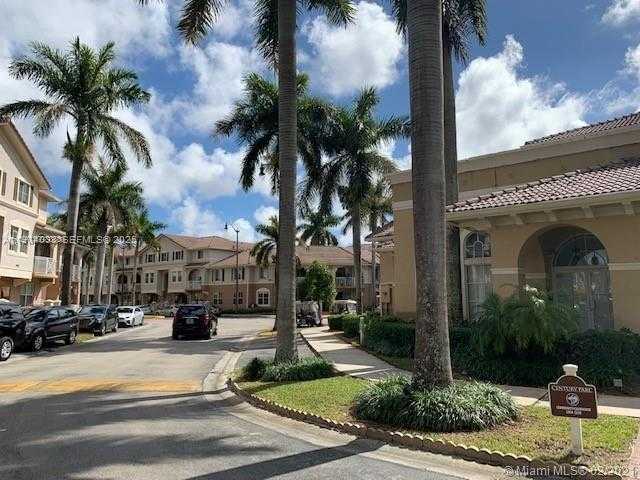 Small Image of 8826 WEST FLAGLER ST #204, Miami Number 3