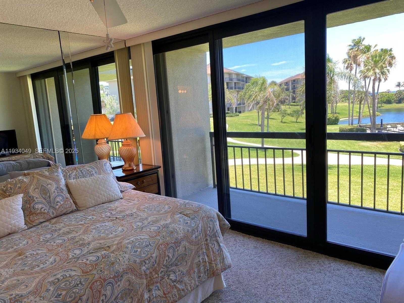 Small Image of 401 SOUTH SEAS DR #203, Jupiter Number 12