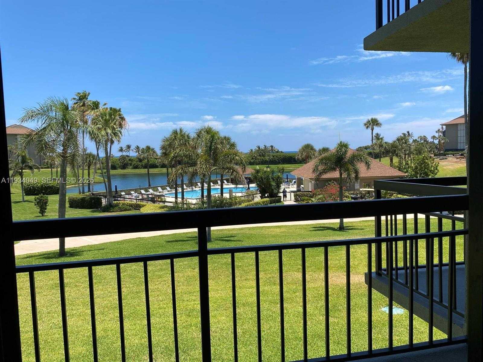 Small Image of 401 SOUTH SEAS DR #203, Jupiter Number 22