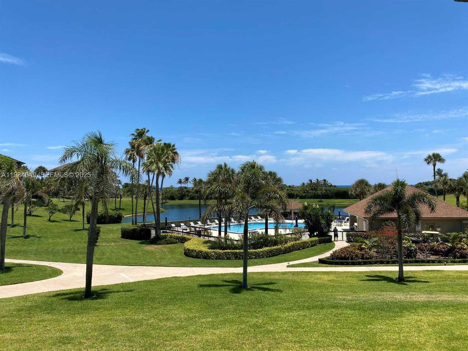 Small Image of 401 SOUTH SEAS DR #203, Jupiter Number 23