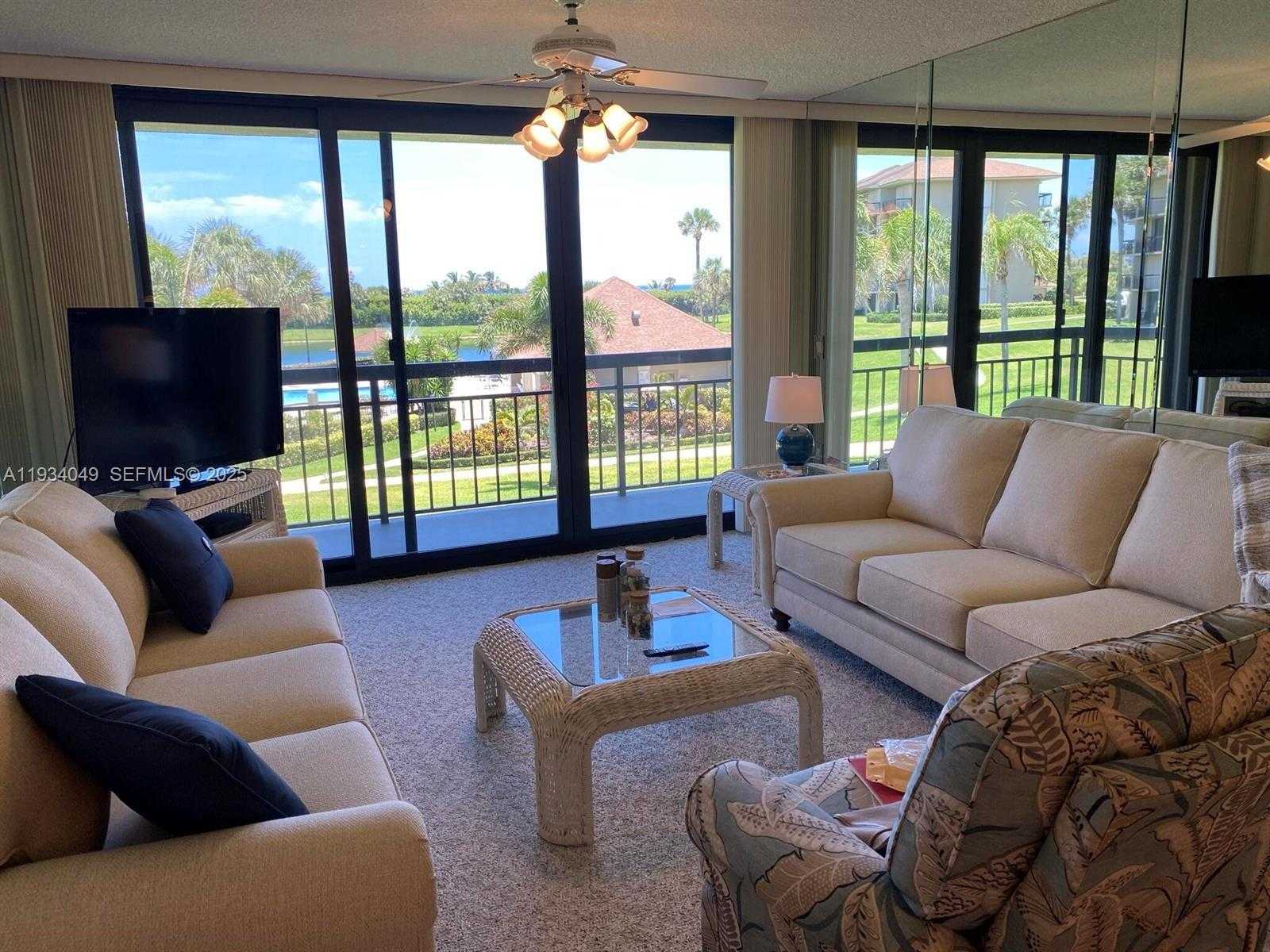 Small Image of 401 SOUTH SEAS DR #203, Jupiter Number 8