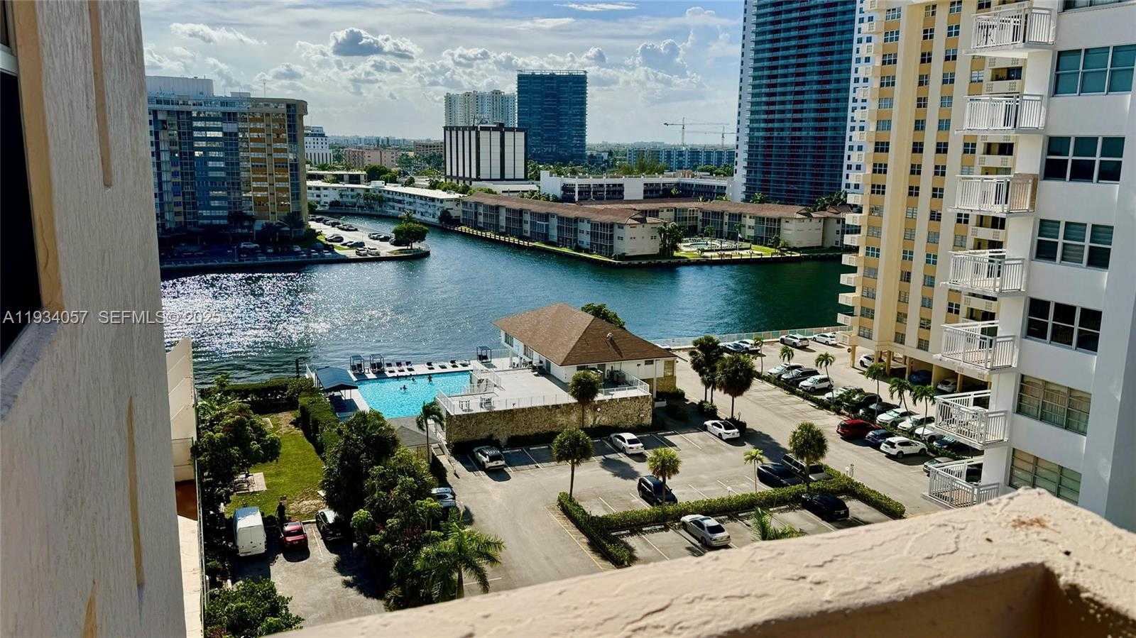 Small Image of 1865 SOUTH OCEAN DR #11B, Hallandale Beach Number 15