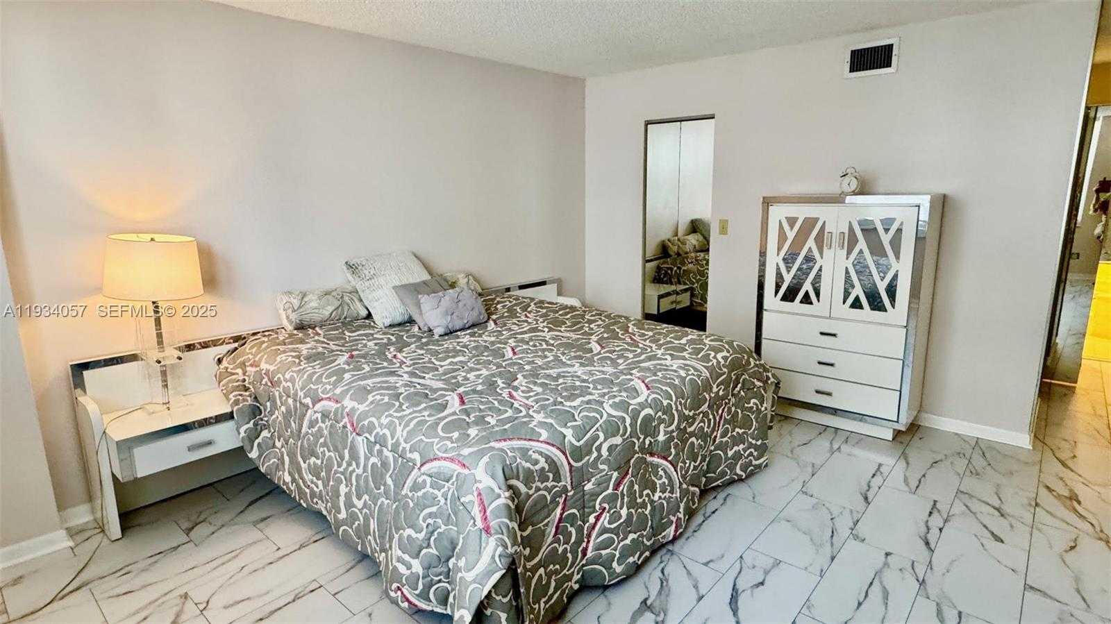 Small Image of 1865 SOUTH OCEAN DR #11B, Hallandale Beach Number 24