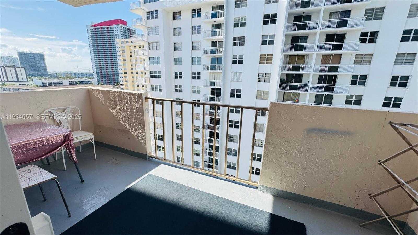 Small Image of 1865 SOUTH OCEAN DR #11B, Hallandale Beach Number 32