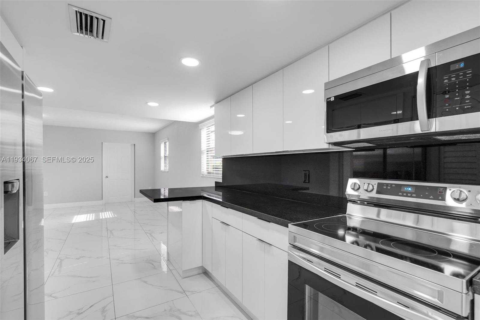 Small Image of 5061 WEST 12TH LN #., Hialeah Number 3