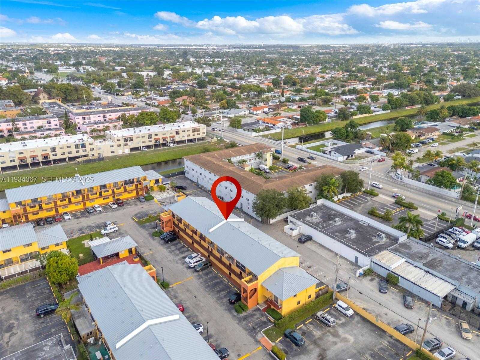 Small Image of 5061 WEST 12TH LN #., Hialeah Number 31