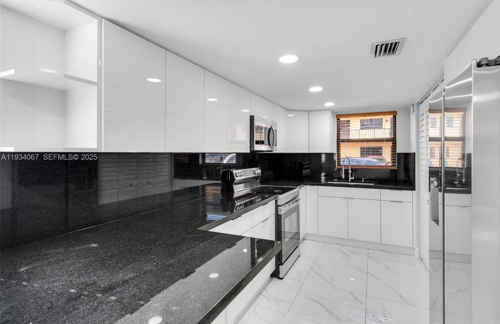 Small Image of 5061 WEST 12TH LN #., Hialeah Number 4