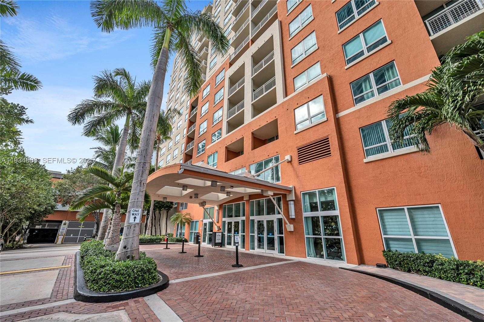 Small Image of 2000 NORTH BAYSHORE DR #316, Miami Number 1