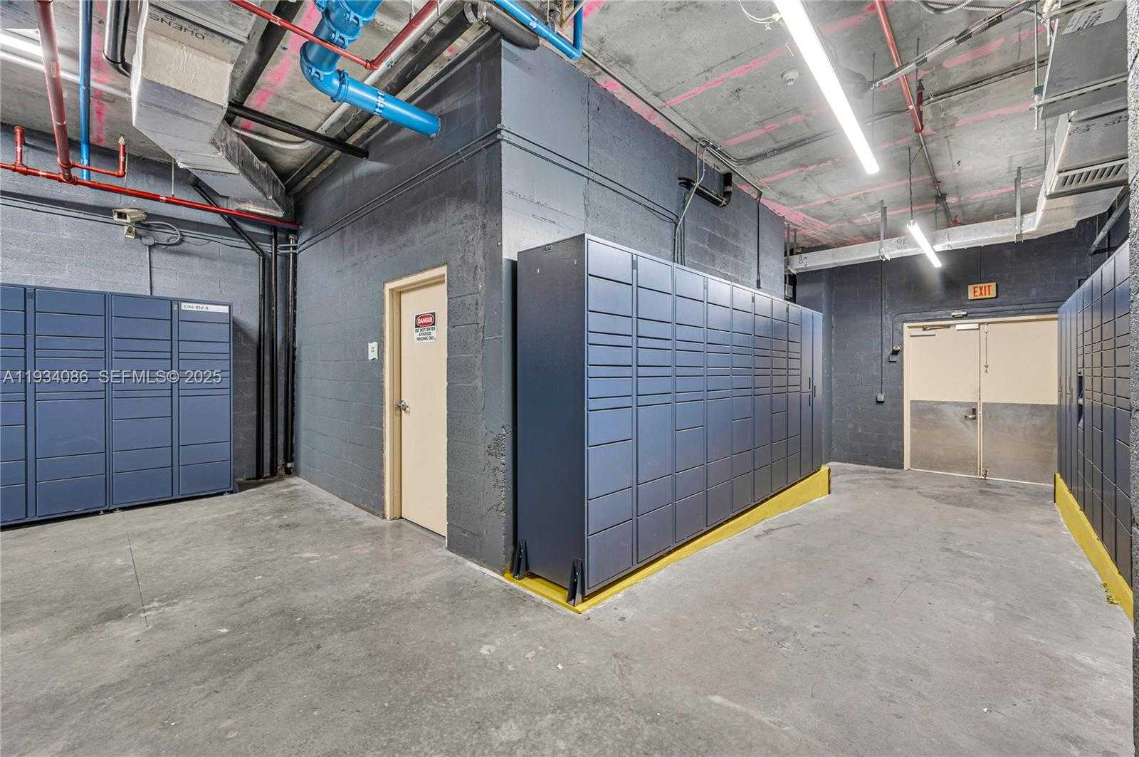 Small Image of 2000 NORTH BAYSHORE DR #316, Miami Number 36