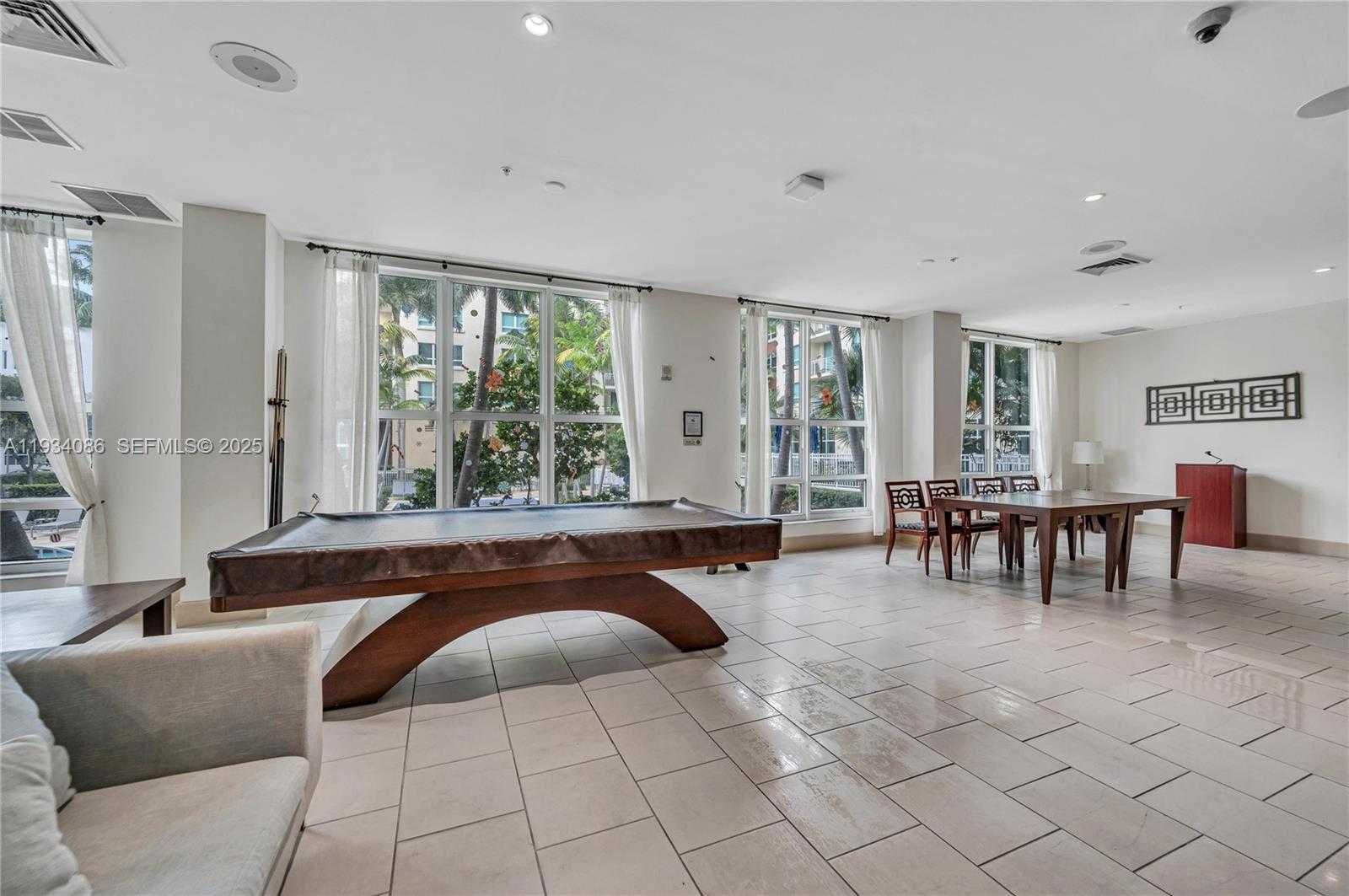 Small Image of 2000 NORTH BAYSHORE DR #316, Miami Number 37