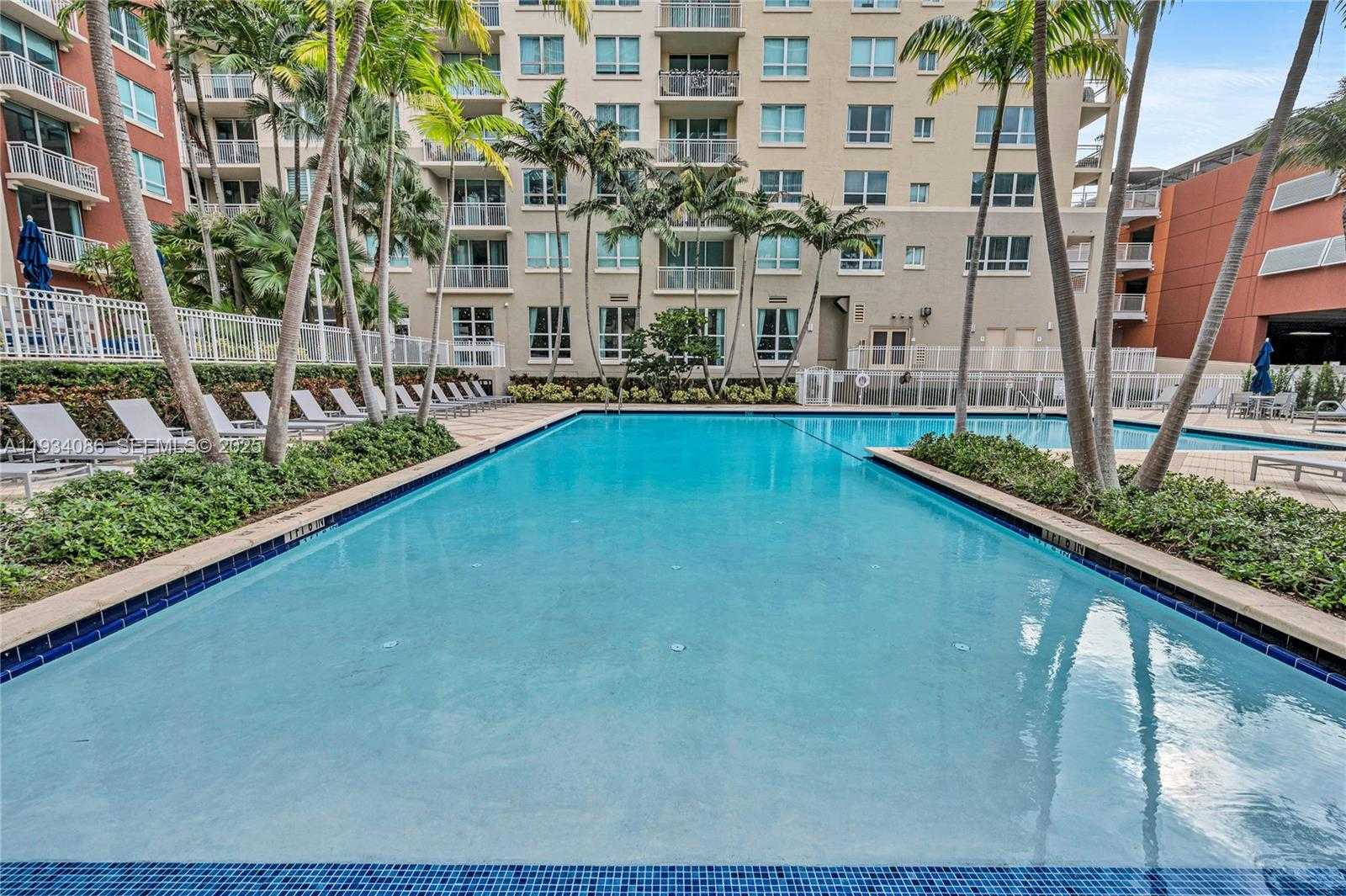 Small Image of 2000 NORTH BAYSHORE DR #316, Miami Number 40