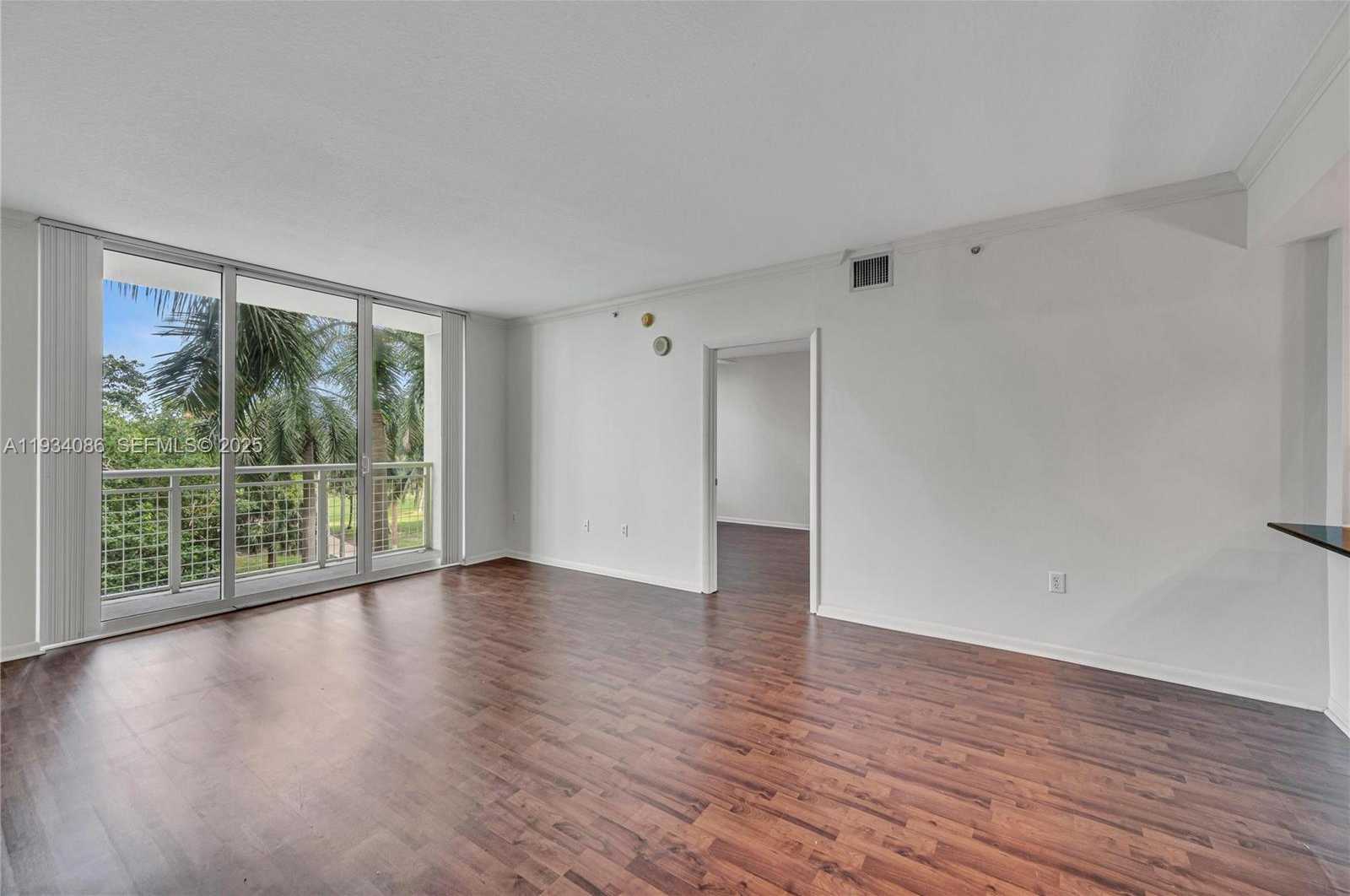 Small Image of 2000 NORTH BAYSHORE DR #316, Miami Number 8