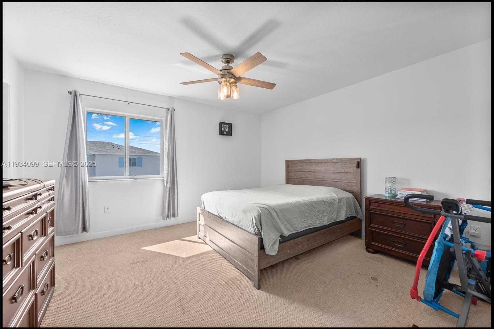 Small Image of 1270 NORTH WEST 3RD LN, Florida City Number 18