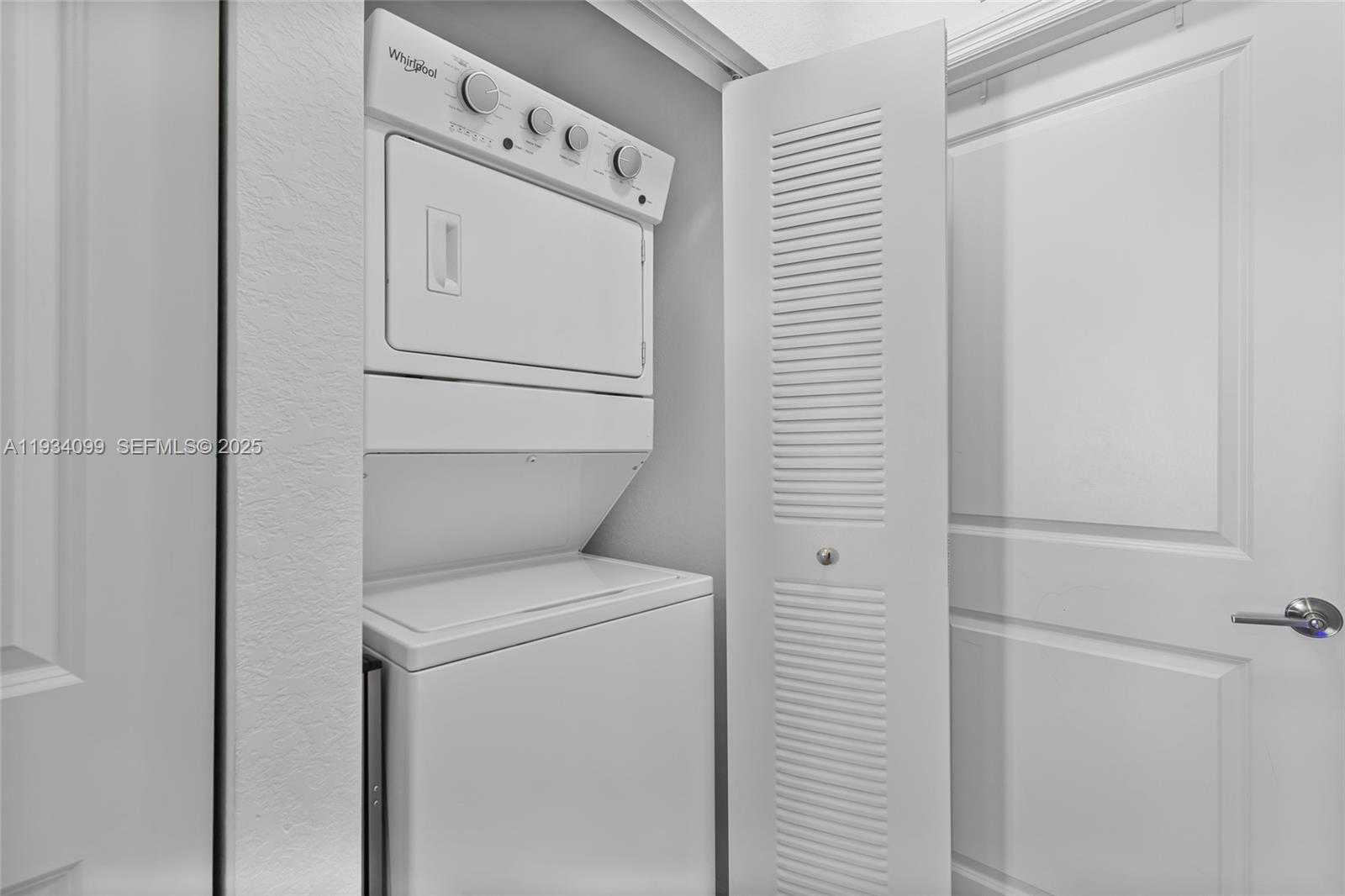 Small Image of 1270 NORTH WEST 3RD LN, Florida City Number 21