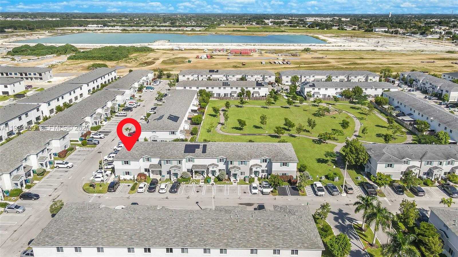 Small Image of 1270 NORTH WEST 3RD LN, Florida City Number 28