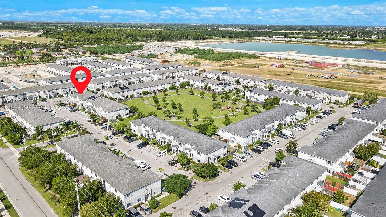 Small Image of 1270 NORTH WEST 3RD LN, Florida City Number 29