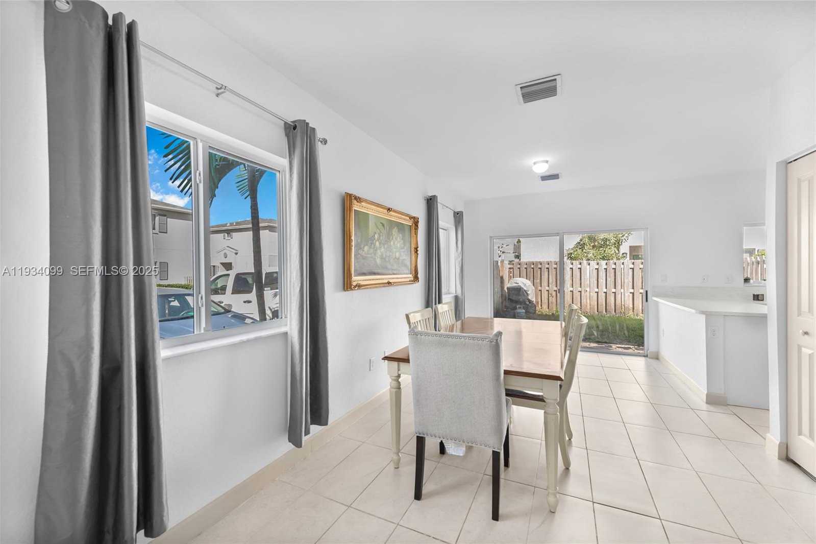 Small Image of 1270 NORTH WEST 3RD LN, Florida City Number 9