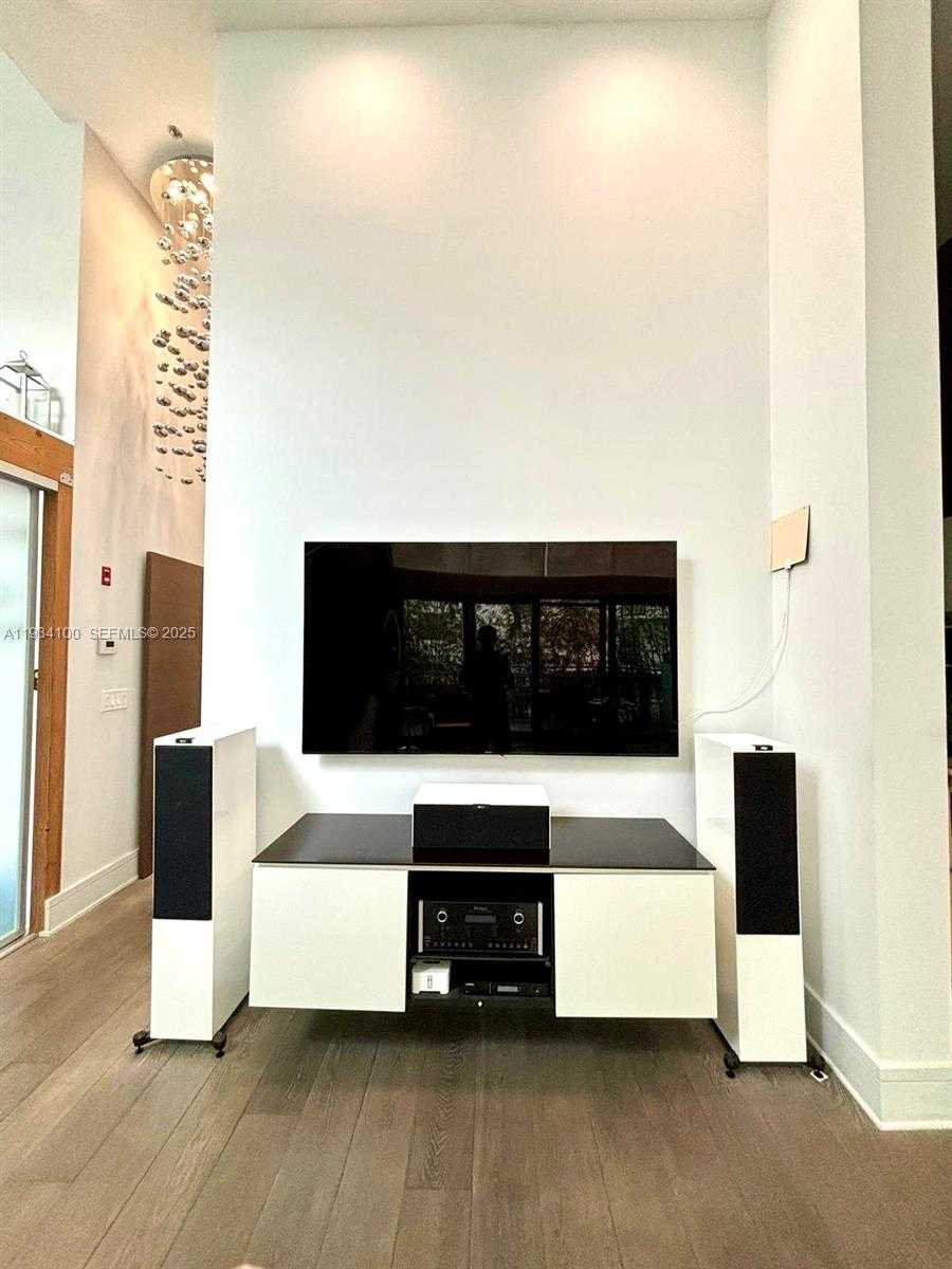 Small Image of 221 JEFFERSON AVE #4, Miami Beach Number 9