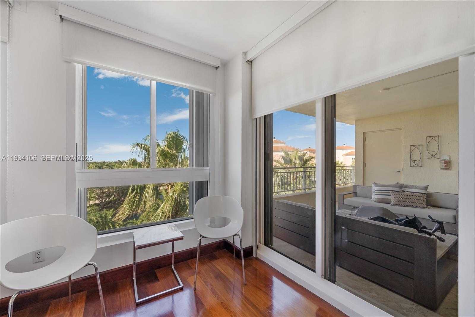 Small Image of 765 CRANDON BLVD #PH-12, Key Biscayne Number 35