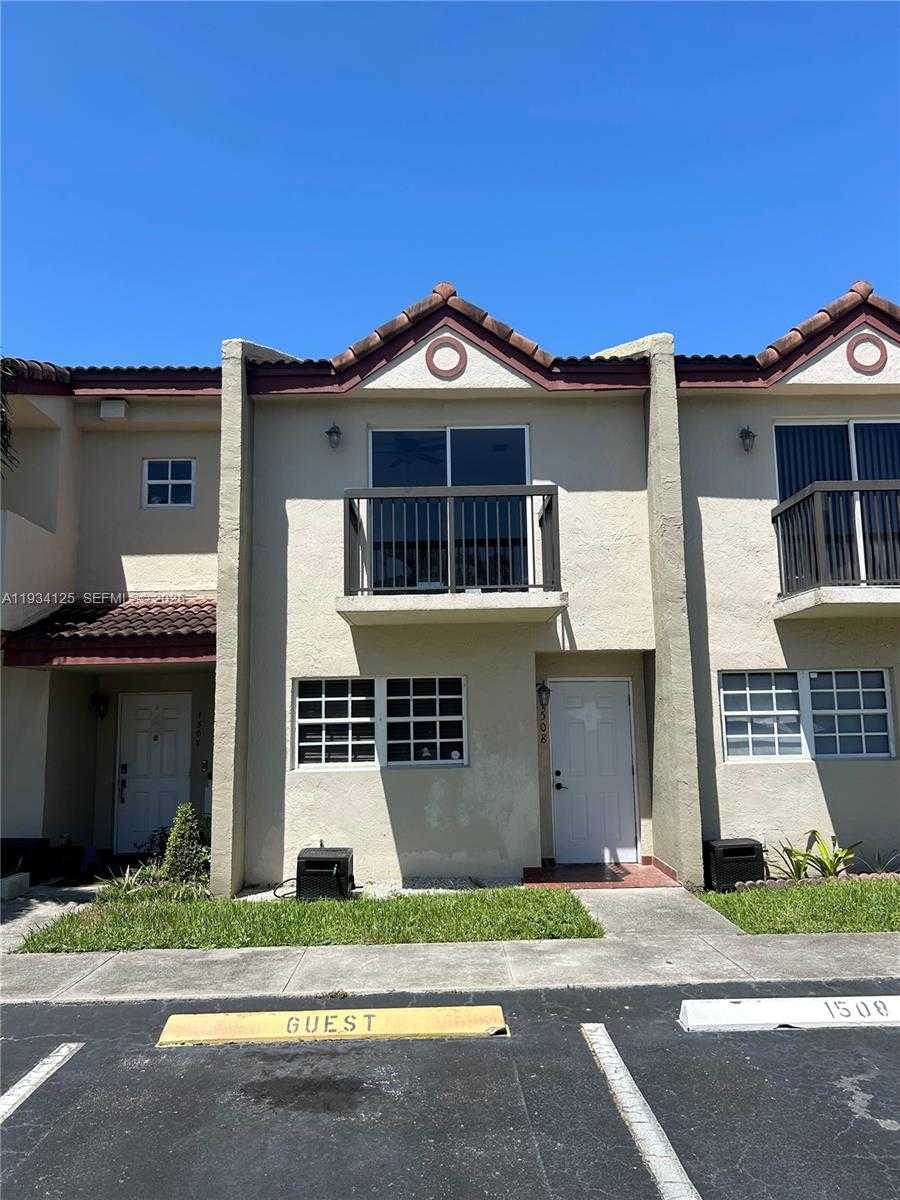 Small Image of 6150 SOUTH WEST 130TH AVE #1508, Miami Number 3