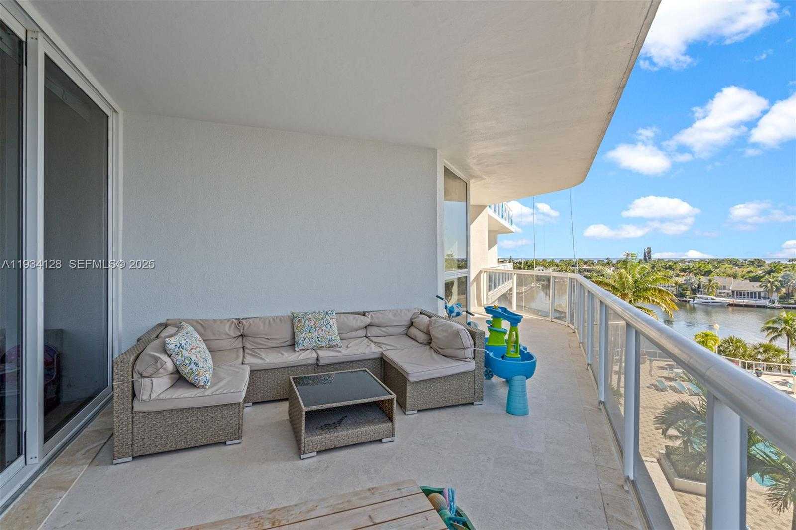 Small Image of 3801 NORTH EAST 207TH ST #603, Aventura Number 44