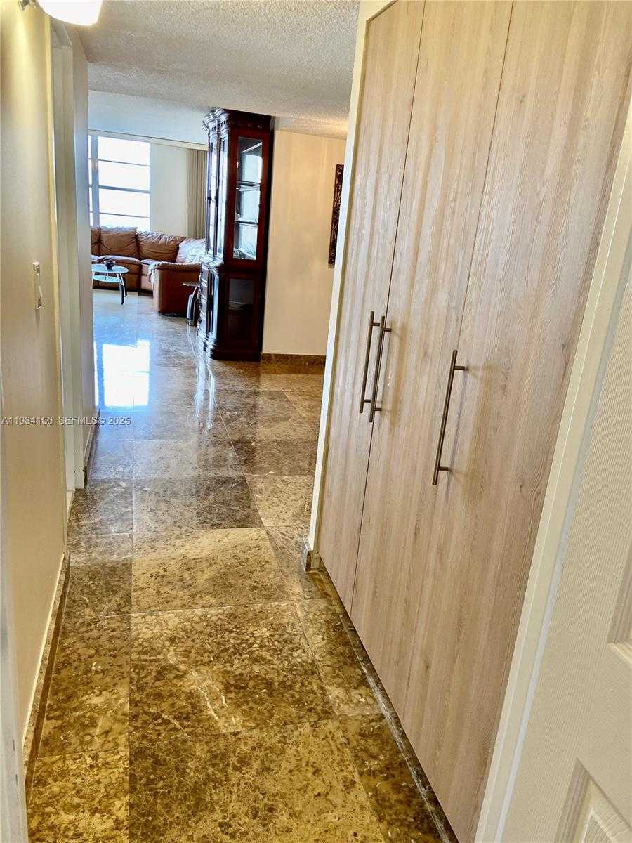 Small Image of 230 174TH ST #819, Sunny Isles Beach Number 18