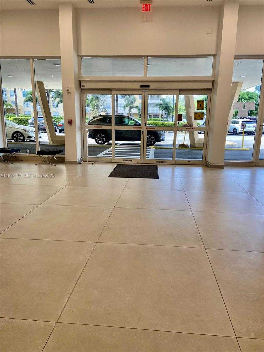 Small Image of 230 174TH ST #819, Sunny Isles Beach Number 31