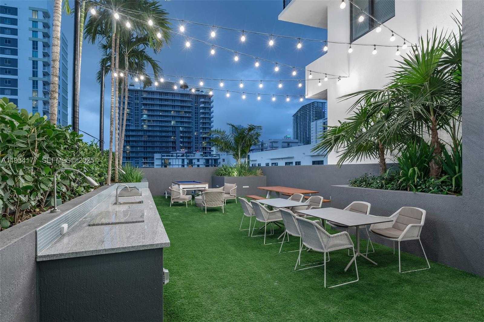 Small Image of 221 SOUTH WEST 12TH ST #PH6, Miami Number 26