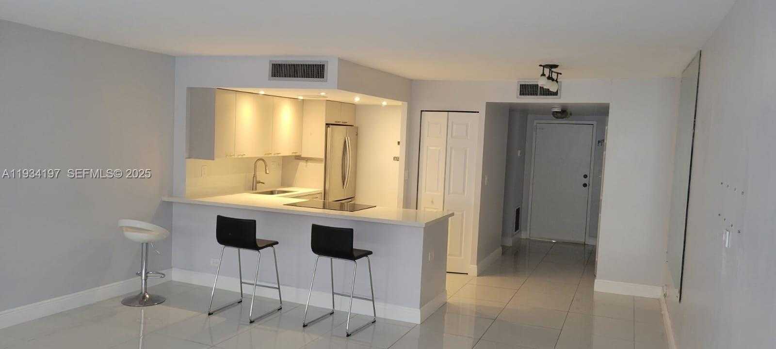 Small Image of 250 174TH ST #1410, Sunny Isles Beach Number 6