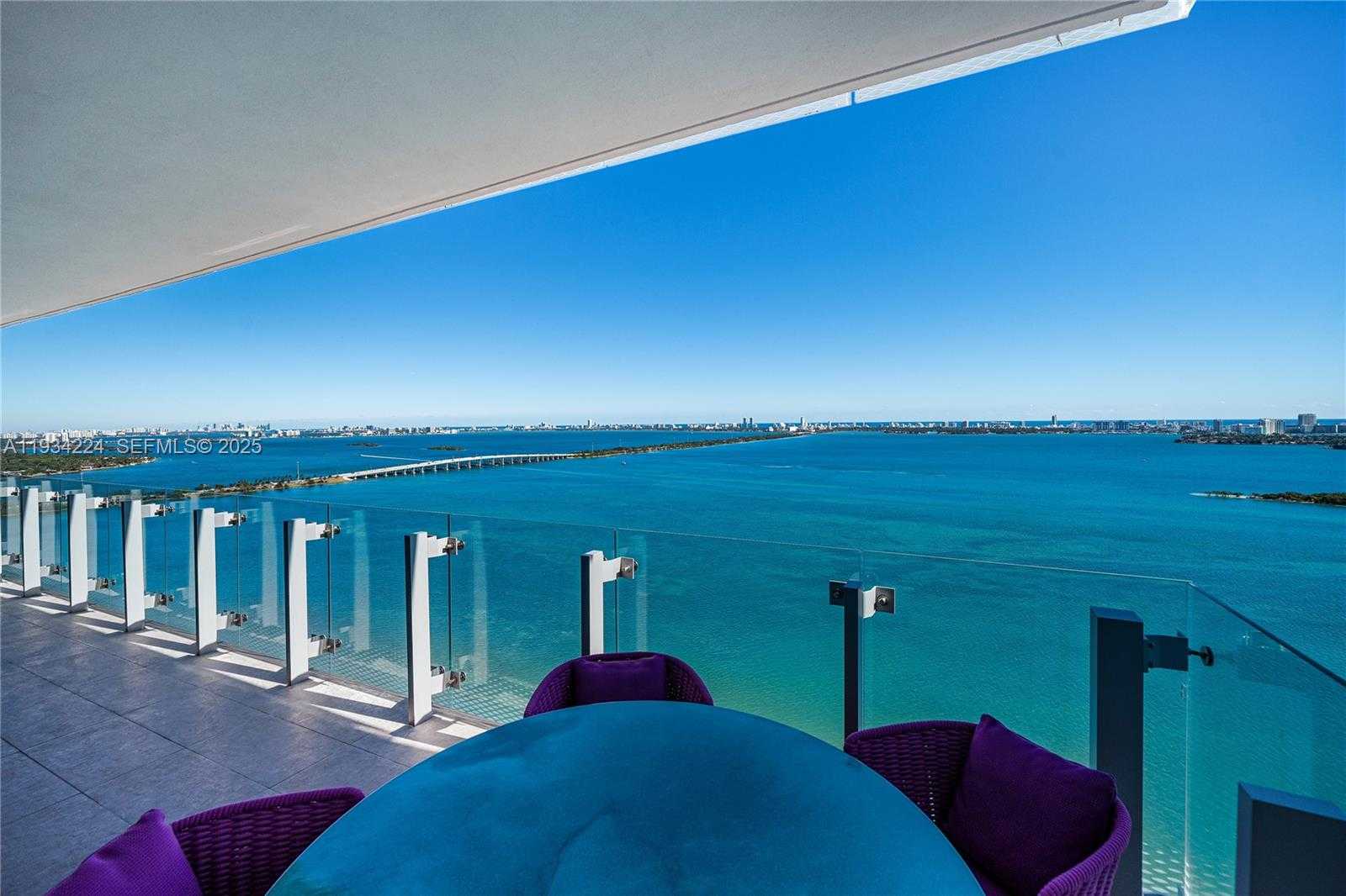 Small Image of Miami Number 20