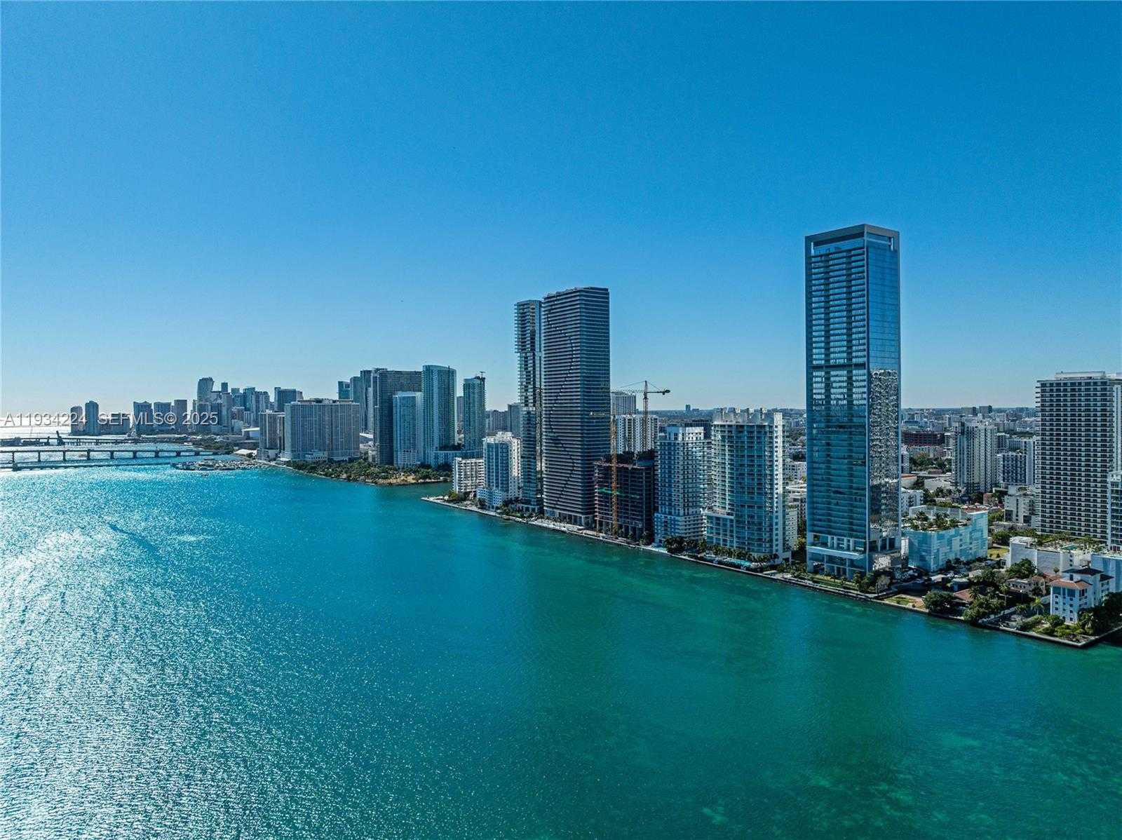 Small Image of Miami Number 22