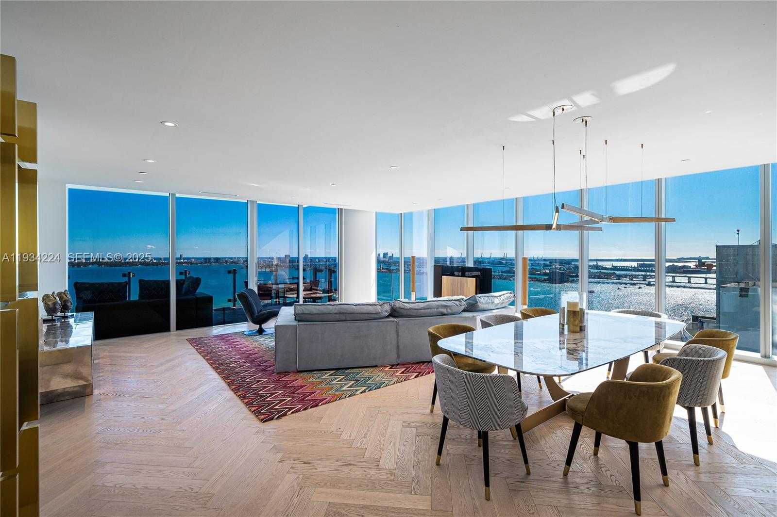 Small Image of Miami Number 53