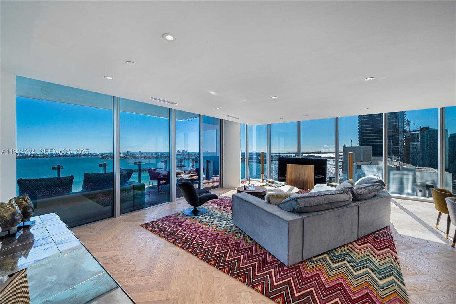 Small Image of Miami Number 58