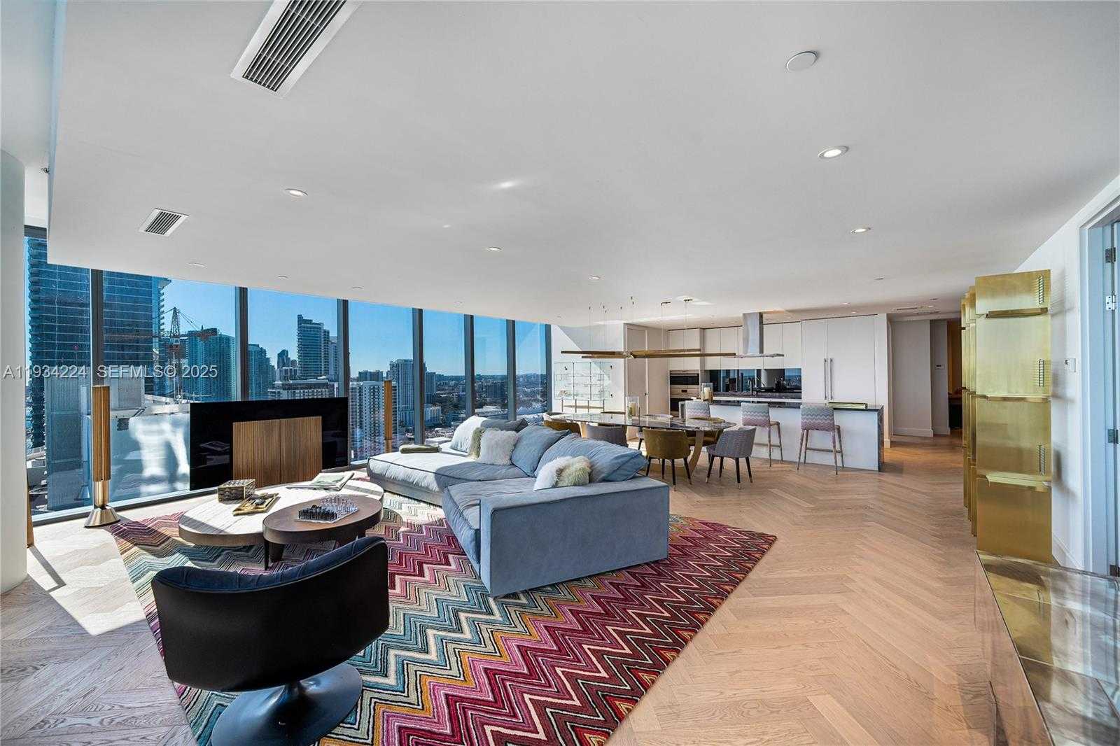 Small Image of Miami Number 60