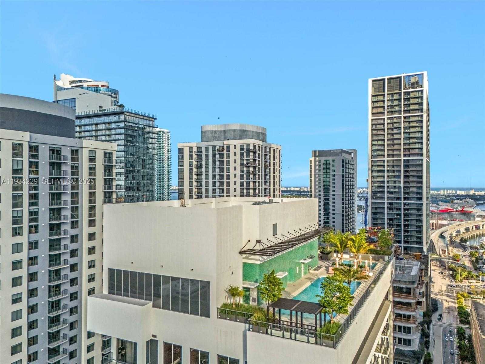 Small Image of 11 NORTH EAST 6TH AVE #2403, Miami Number 22