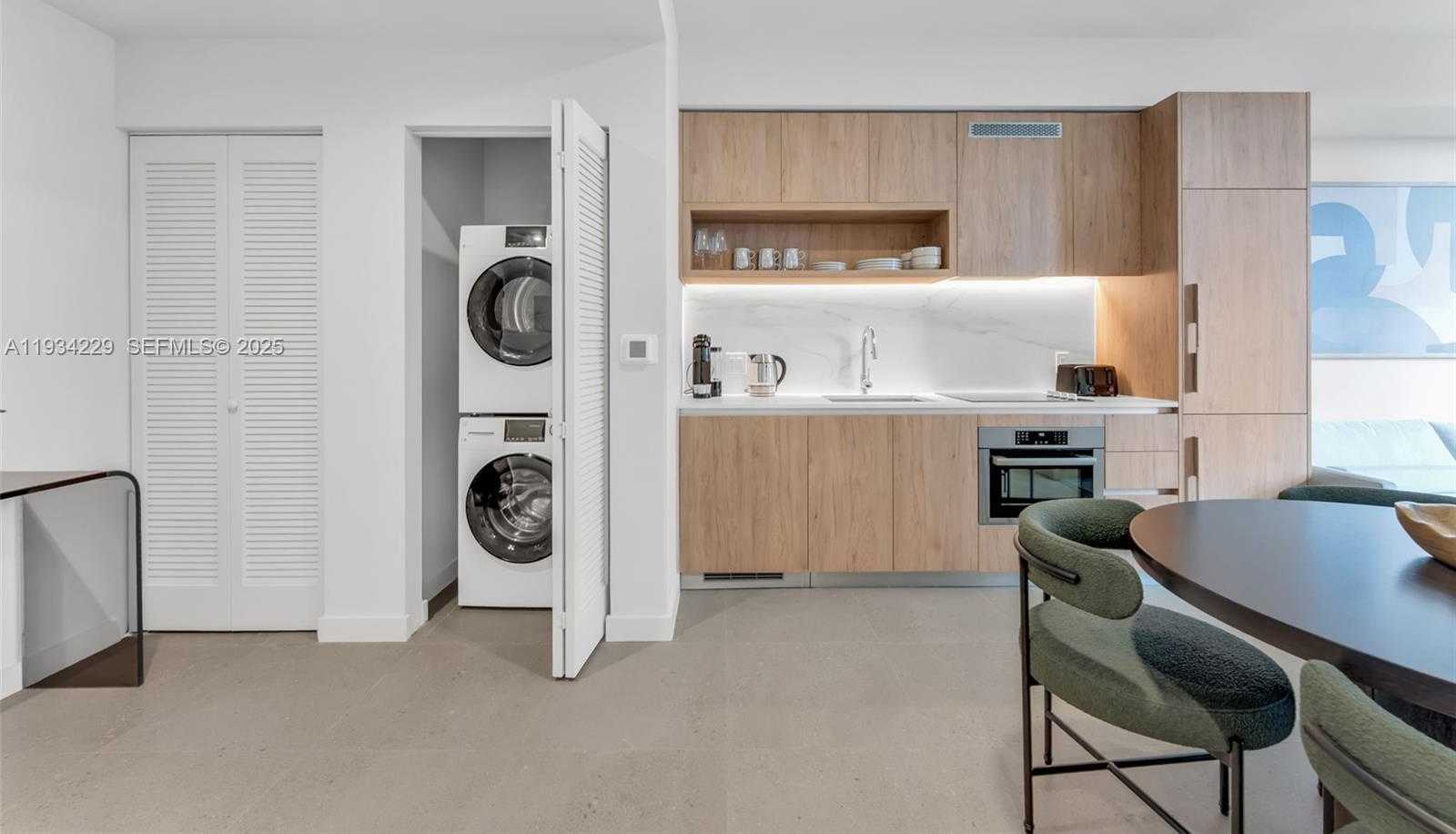 Small Image of 11 NORTH EAST 6TH AVE #2403, Miami Number 6