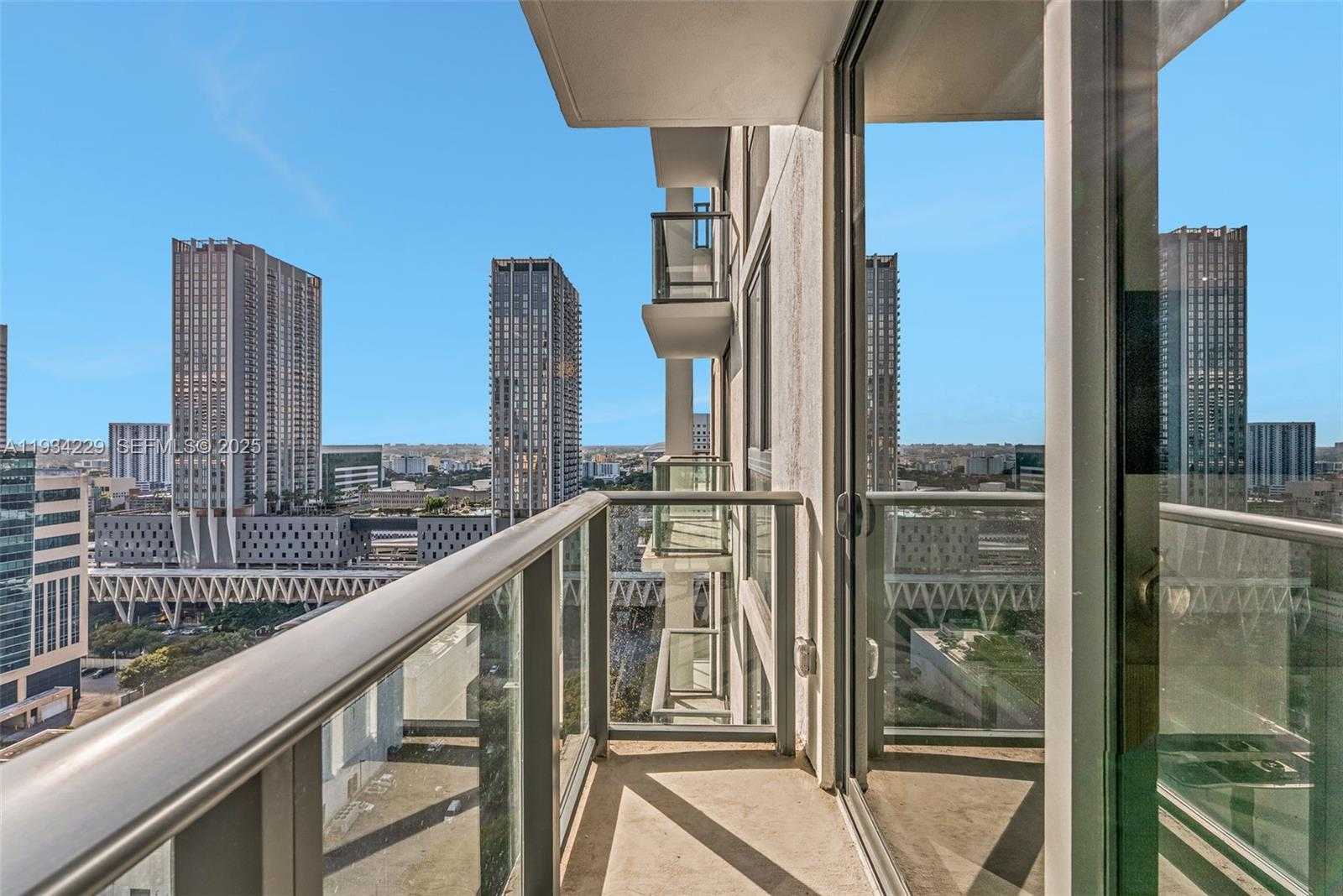 Small Image of 11 NORTH EAST 6TH AVE #2403, Miami Number 7