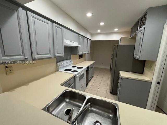 Small Image of 11349 SOUTH WEST 85 LN #11349, Miami Number 5