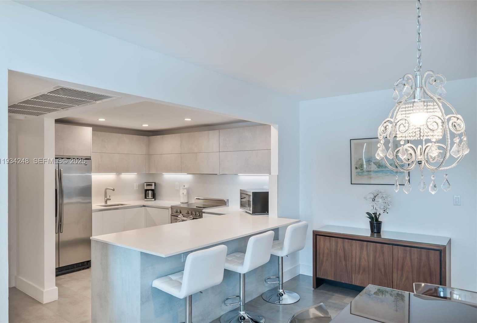 Small Image of 2301 COLLINS AVE #507, Miami Beach Number 6