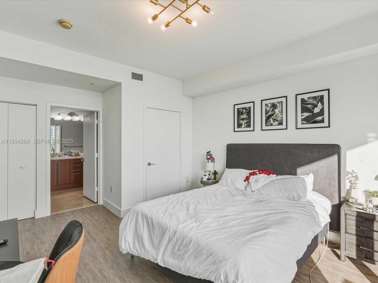 Small Image of 1111 SOUTH WEST 1ST AVE #UPH4017, Miami Number 17