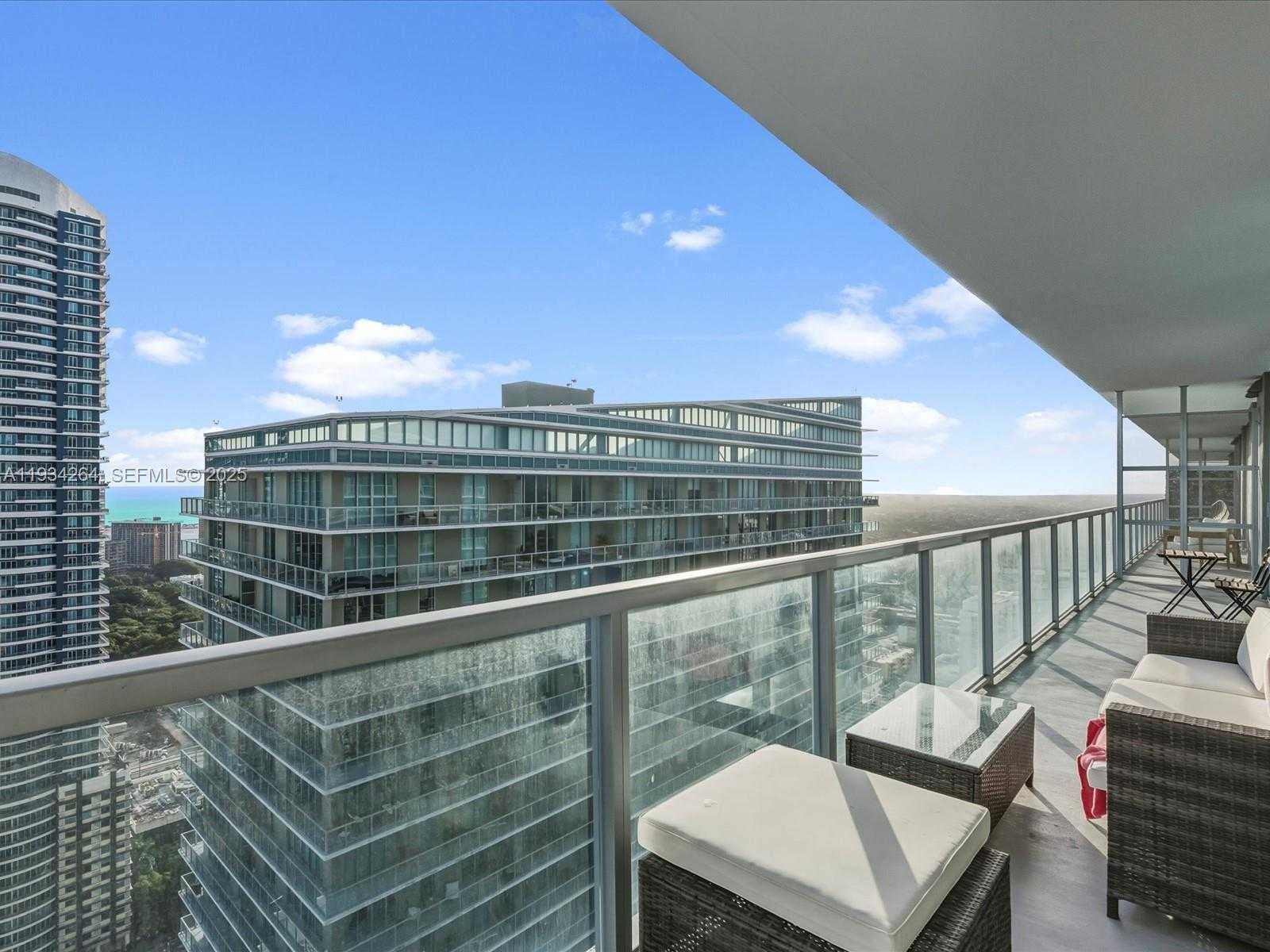 Small Image of 1111 SOUTH WEST 1ST AVE #UPH4017, Miami Number 23