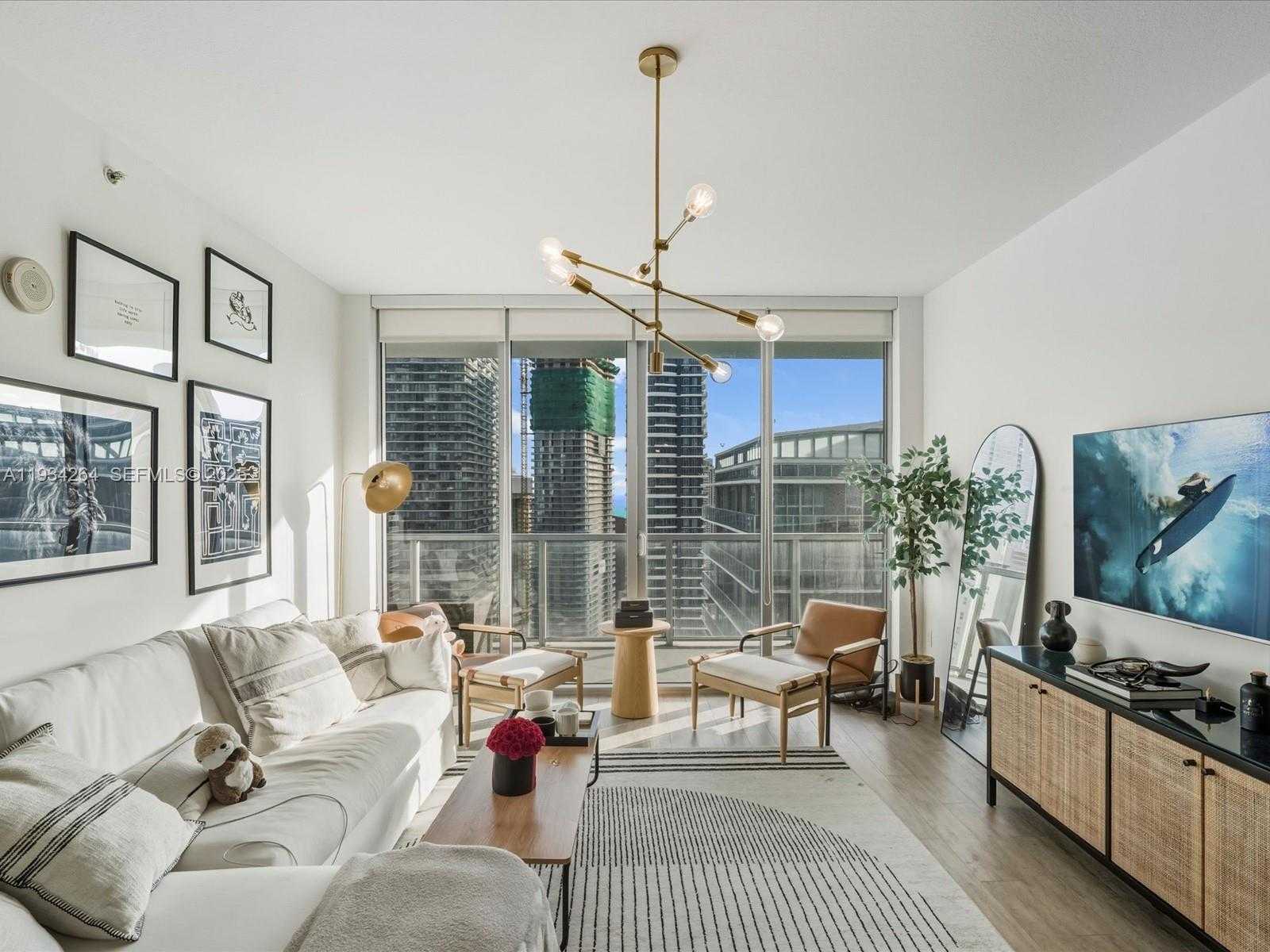 Small Image of 1111 SOUTH WEST 1ST AVE #UPH4017, Miami Number 9