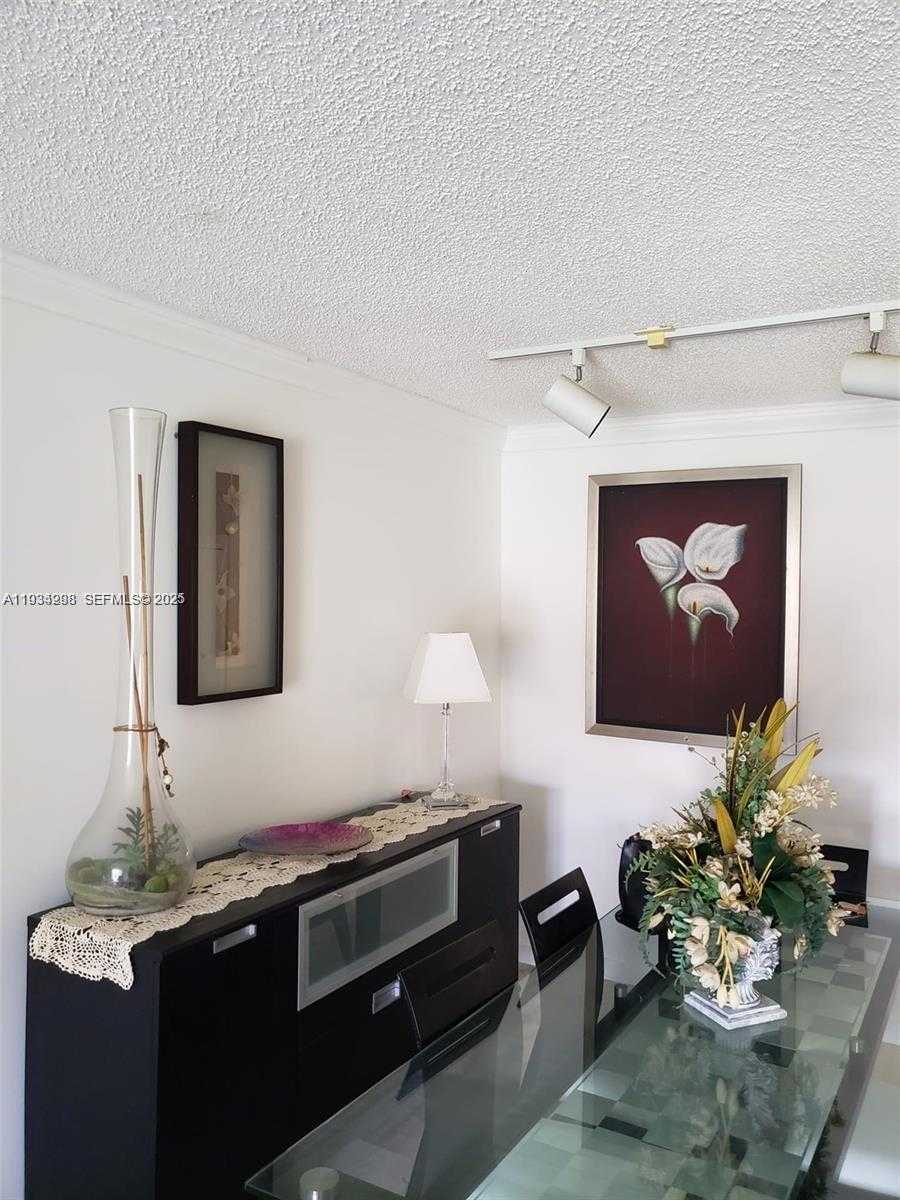 Small Image of 4500 NORTH WEST 99TH CT #204-5, Doral Number 5
