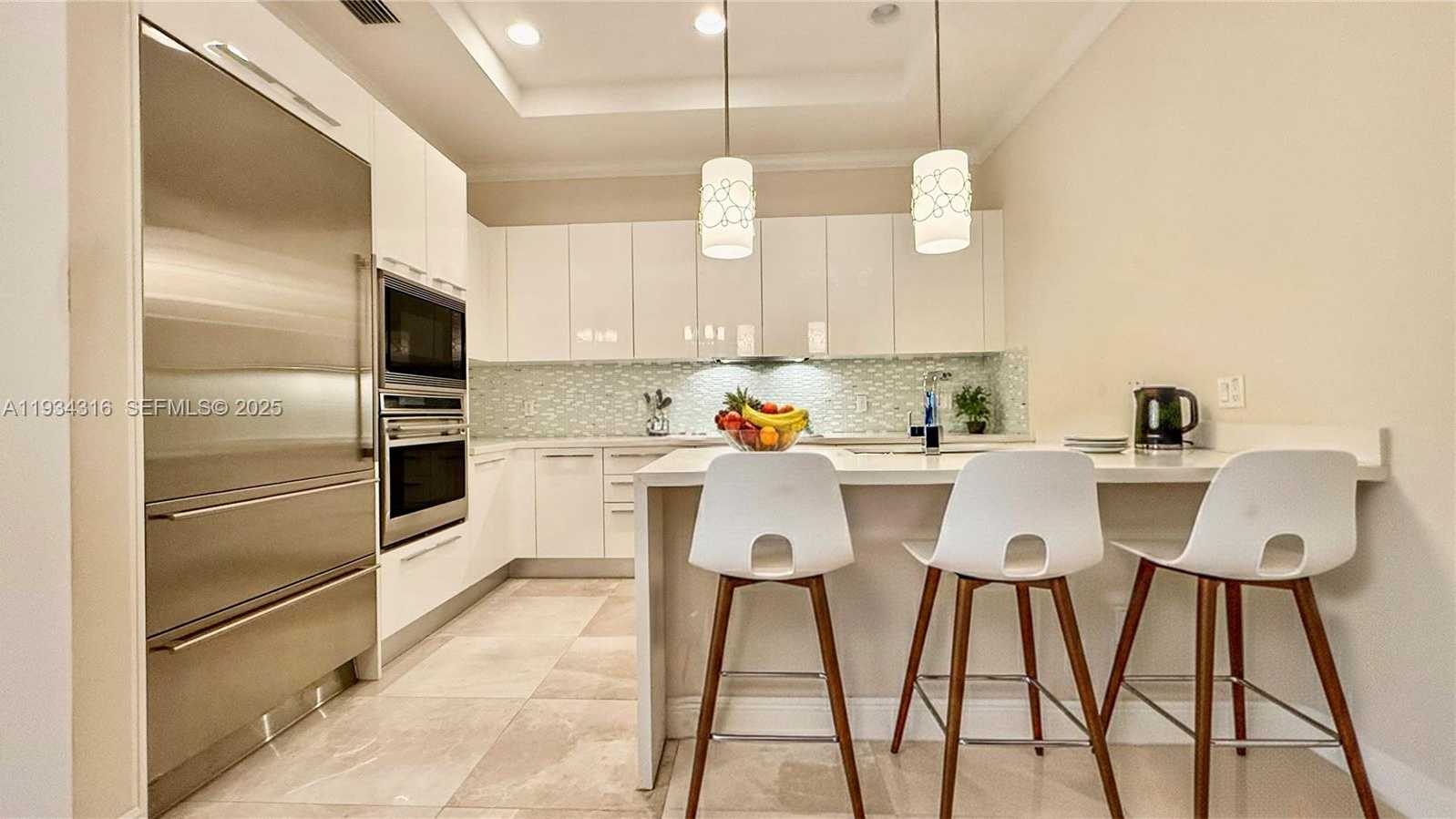 Small Image of 8351 NORTH WEST 51ST TER #8351, Doral Number 3