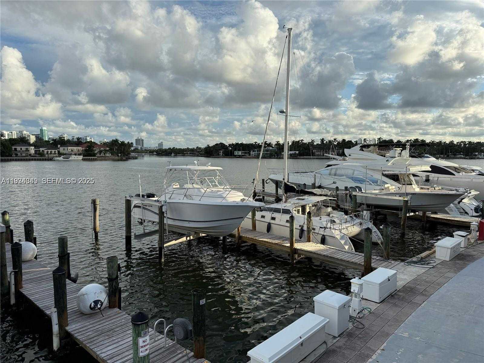 Small Image of 900 BAY DR #315, Miami Beach Number 18