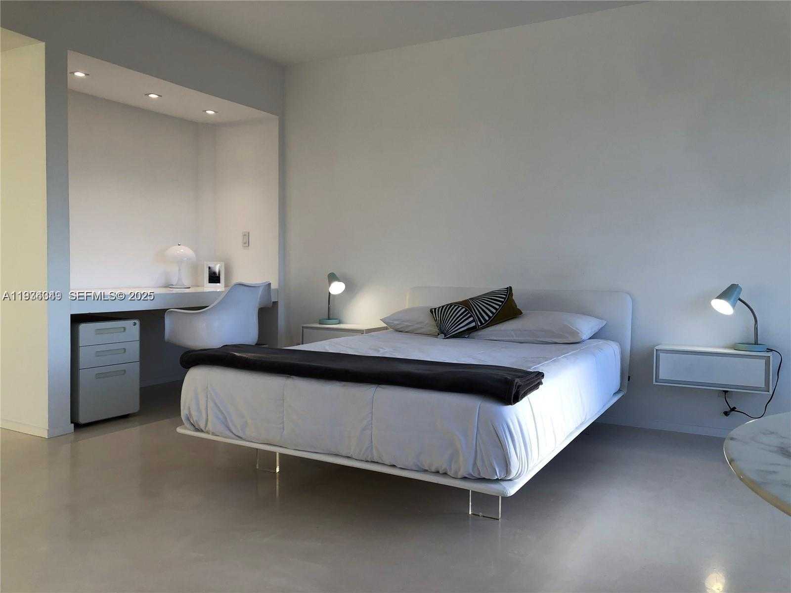 Small Image of 900 BAY DR #315, Miami Beach Number 5