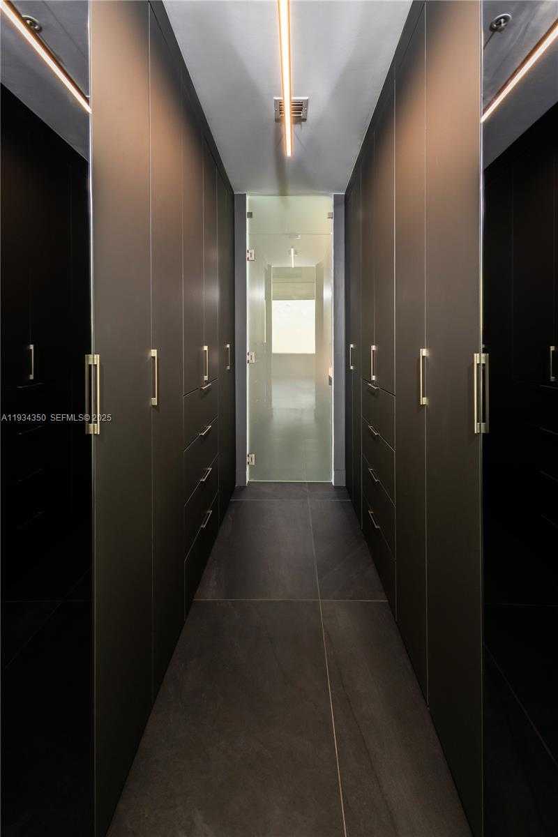 Small Image of 7934 WEST DR #1401, North Bay Village Number 12